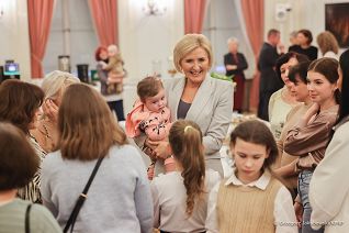 13_Agata_Kornhauser_Duda_mieszkancy_pracownicy_Centrum_Misji_Afrykanskich_20240228_1S5A5274.jpg