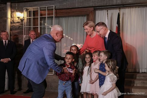 14_Andrzej_Duda_spotkanie_polonia_Nairobii_Kenia_20240205_MB2_4637.jpg