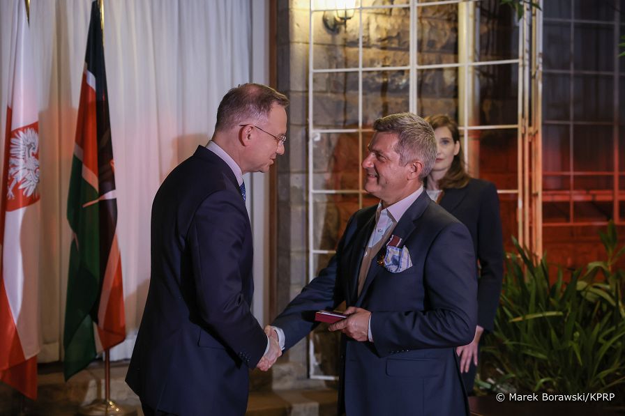 08_Andrzej_Duda_spotkanie_polonia_Nairobii_Kenia_20240205_MB2_4365.jpg
