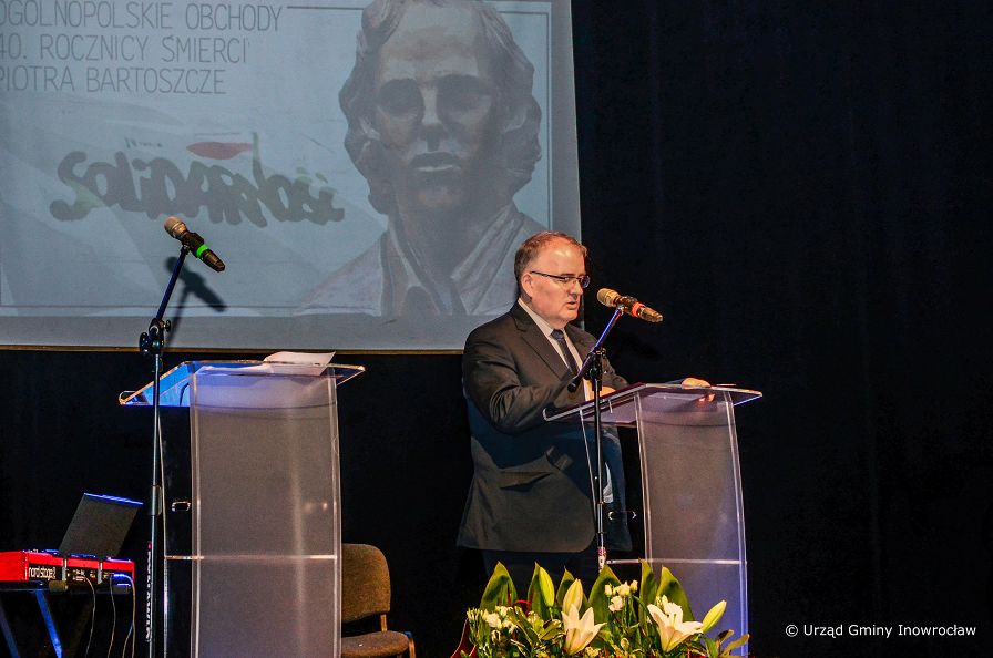 003_Minister_Andrzej_Dera_rocznica_smierci_Piotra_Bartoszcze_20240207_DSC_2581.jpg
