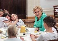 012_Agata_Kornhauser_Duda_podopieczni_Fundacji_Ratujmy_Usmiech_Dziecka_20240311_GJA_9824.jpg