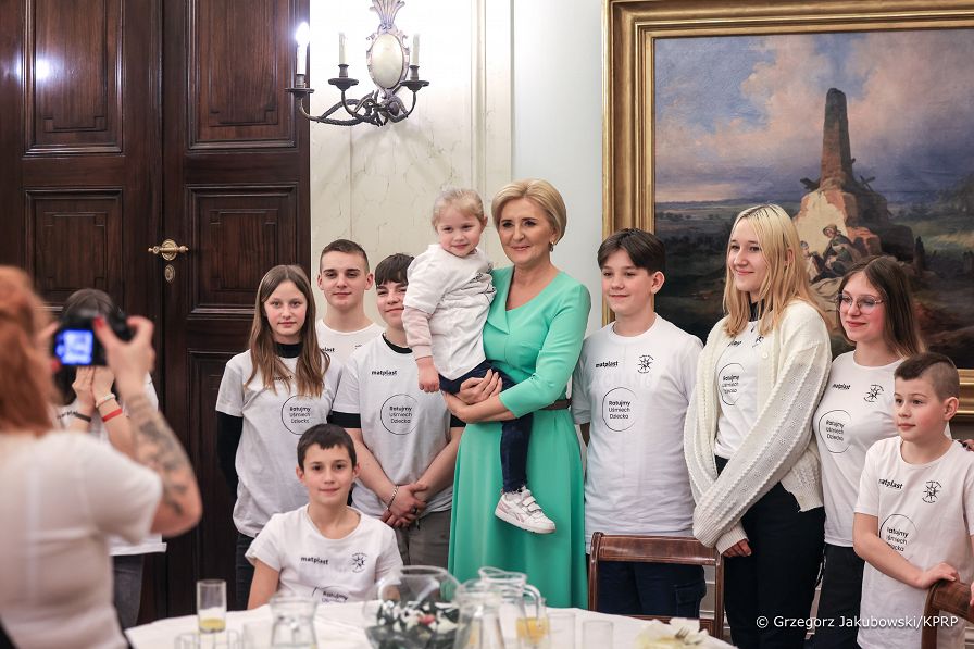 017_Agata_Kornhauser_Duda_podopieczni_Fundacji_Ratujmy_Usmiech_Dziecka_20240311_GJA_0028.jpg