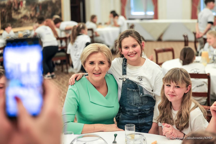 015_Agata_Kornhauser_Duda_podopieczni_Fundacji_Ratujmy_Usmiech_Dziecka_20240311_GJA_9960.jpg