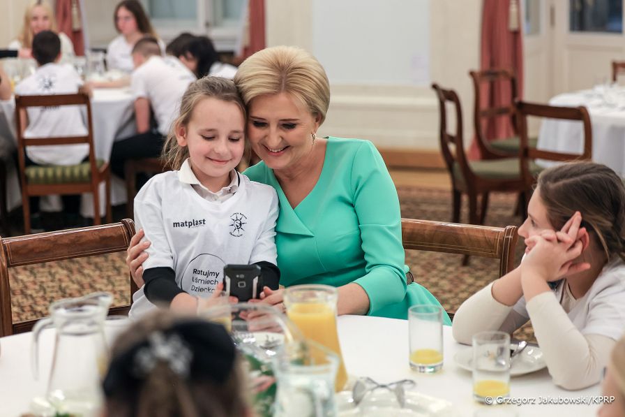 013_Agata_Kornhauser_Duda_podopieczni_Fundacji_Ratujmy_Usmiech_Dziecka_20240311_GJA_9898.jpg
