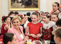 015_Agata_Kornhauser_Duda_spotkanie_z_czlonkami_zespolu_Tanca_ _Ludowego_Plomyki_20240312_GJA_0310.jpg