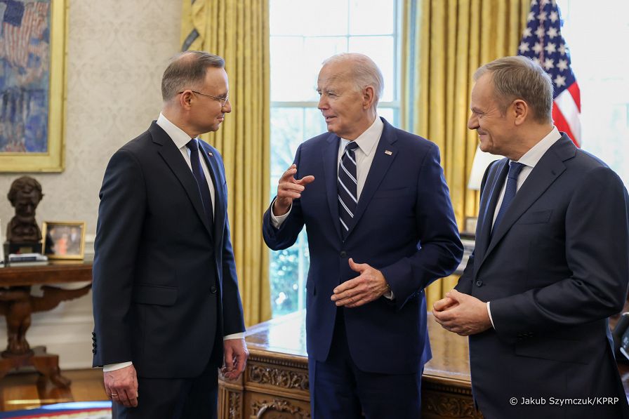 24_Andrzej_Duda_Donald_Tusk_Joe_Biden_Bialy_Dom_Waszyngton_20240312_JSZ_1208.jpg