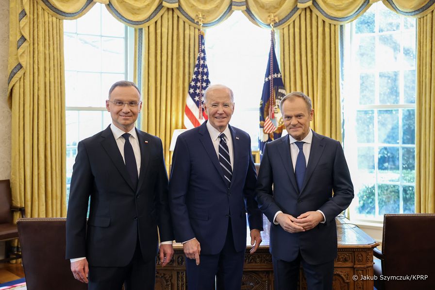 21_Andrzej_Duda_Donald_Tusk_Joe_Biden_Bialy_Dom_Waszyngton_20240312_JSZ_1095.jpg