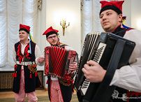 021_Agata_Kornhauser_Duda_spotkanie_z_uczniami_z_Zespolu_Szkol_w_Bialobrzegach_20240315_1S5A2789.jpg