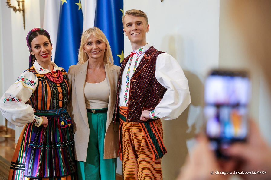 026_Agata_Kornhauser_Duda_spotkanie_z_uczniami_z_Zespolu_Szkol_w_Bialobrzegach_20240315_1S5A2857.jpg