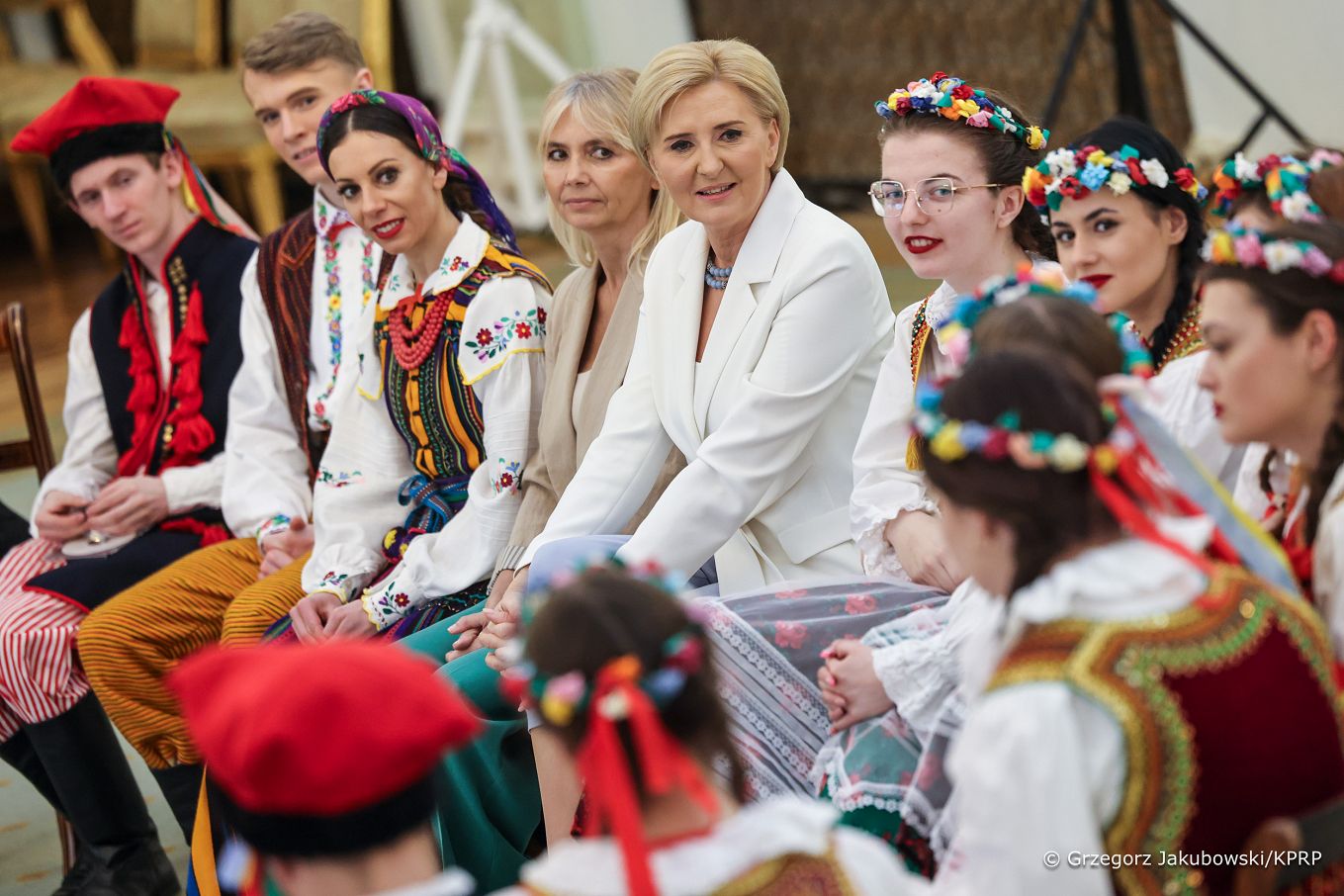 017_Agata_Kornhauser_Duda_spotkanie_z_uczniami_z_Zespolu_Szkol_w_Bialobrzegach_20240315_1S5A2688.jpg