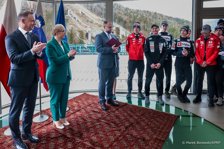 004_PAD_Prezydent_Slowenii_Planica_20240321_MB2_5733.jpg