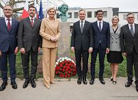 05B_Para_Prezydencka_popiersie_Adama_Mickiewicza_Slowenia_20240321_1S5A4180.jpg
