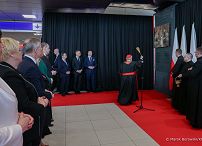 09_Andrzej_Duda_nadanie_imienia_Rodziny_Ulmow__portowi_lotniczmu_20240324_MB2_8558.jpg
