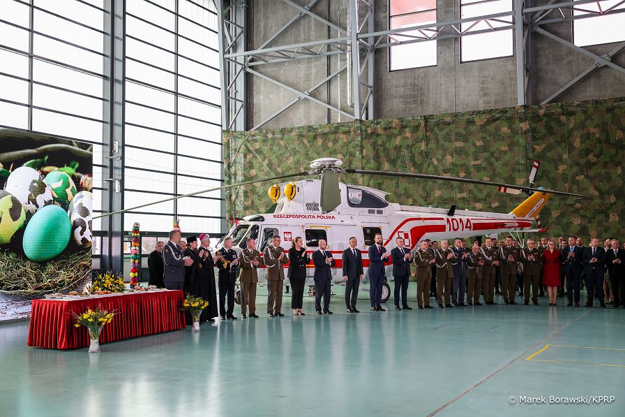 001_PAD_spotkanie_z_zolnierzami_i_pracownikami_wojska_20240325_MB2_9957.jpg