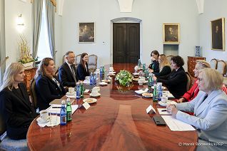 04_Andrzej_Duda_ws_ustawy_o_zmianie_ustawy_Prawo_Farmaceutyczne_20240326_MB2_1983.jpg