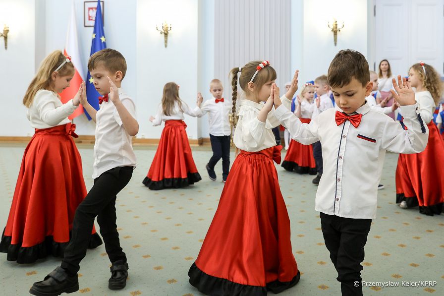 05_Agata_Kornhauser_Duda_przedszkolaki_Pilawa_warsztaty_swiateczne_20240327_PK1_6807.jpg