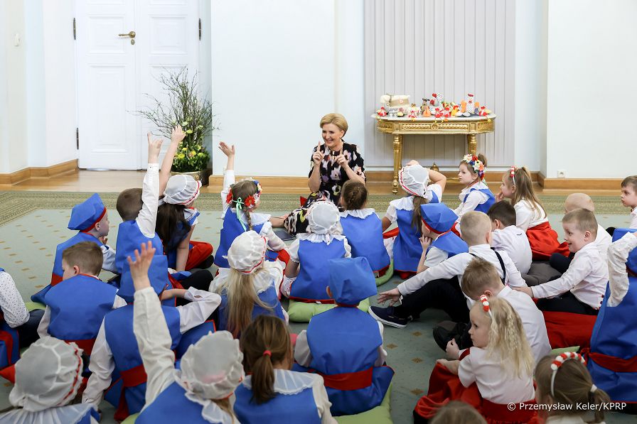 13_Agata_Kornhauser_Duda_przedszkolaki_Pilawa_warsztaty_swiateczne_20240327_PK1_7055.jpg