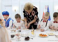 25_Agata_Kornhauser_Duda_przedszkolaki_Pilawa_warsztaty_swiateczne_20240327_PK1_7539.jpg