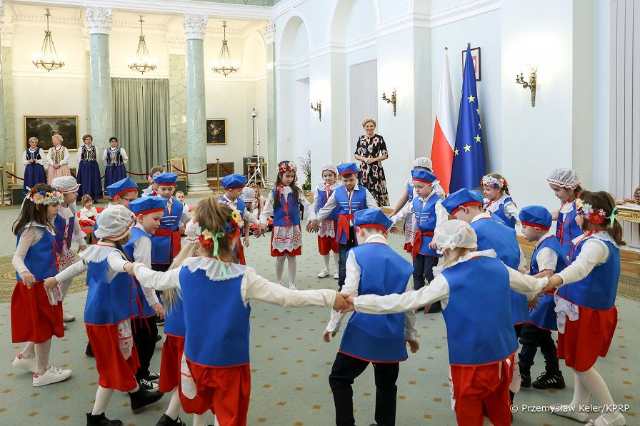 08_Agata_Kornhauser_Duda_przedszkolaki_Pilawa_warsztaty_swiateczne_20240327_PK1_6893.jpg