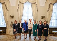 007_Agata_Kornhauser_Duda_spotkanie_przedstawiciele_Komitetu_Spolecznego_Budowy_Pomnika_20240305_MB2_7278.jpg