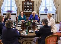 006_Agata_Kornhauser_Duda_spotkanie_przedstawiciele_Komitetu_Spolecznego_Budowy_Pomnika_20240305_MB2_7184.jpg