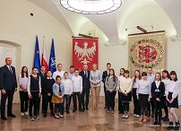 009_Agata_Kornhauser_Duda_spotkanie_uczniowie_Szkola_Podstawowa_Zdzary_20240306_1S5A8539.jpg