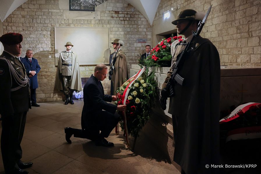05_Andrzej_Duda_rocznica_katastrofy_Smolenskiej_20240410_MB2_5268.jpg