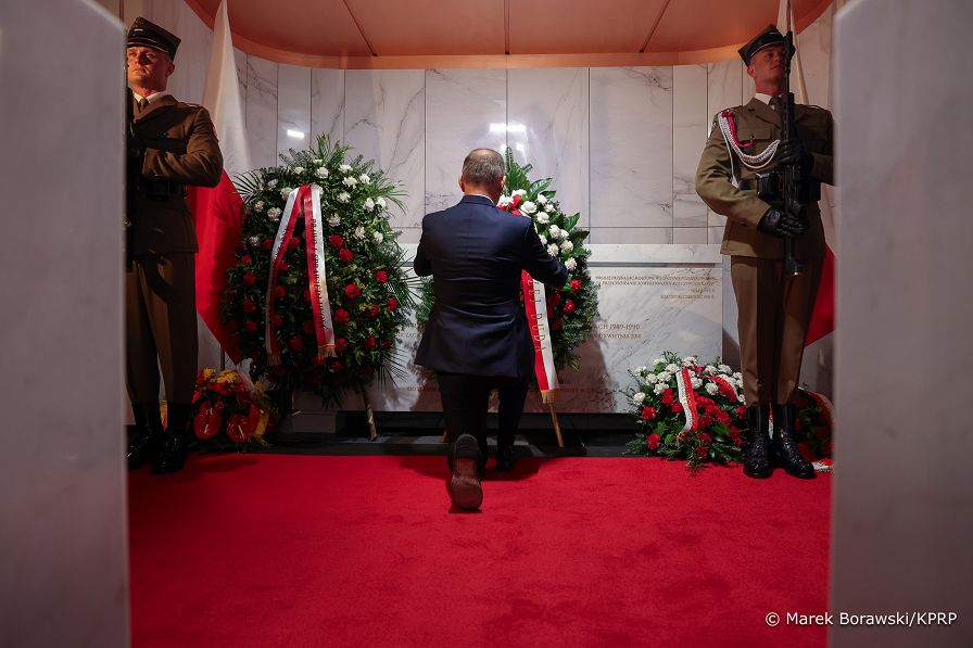 05_Andrzej_Duda_rocznica_katastrofy_Smolenskiej_Swiatynia_Opacznosci_Bozej_20240410_MB2_6513.jpg