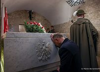 08_Andrzej_Duda_rocznica_katastrofy_Smolenskiej_20240410_MB2_5522.jpg