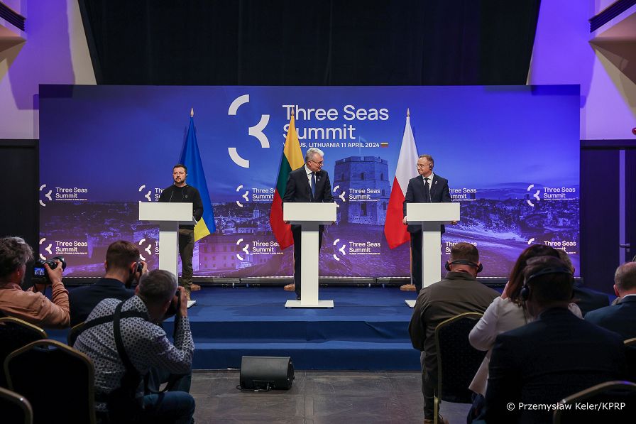 01_Andrzej_Duda_Gitanas_Nauseda_Wolodymyr_Zelenski_20240411_PK1_2349_1.jpg