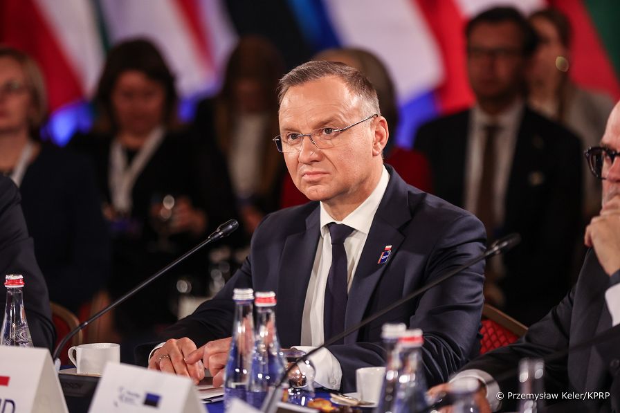 002_b_PAD_9_Szczyt_Trojmorza_20240411_PK2_7004.jpg