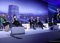 010_PAD_9_Szczyt_i_Forum_Biznesu_Inicjatywy_Trojmorza_20240411_PK1_1464.jpg