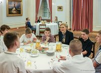 008_Agata_Kornhauser_Duda_spotkanie_uczniowie_Szkola_Podstawowa_Niepla_20240412_1S5A2759.jpg