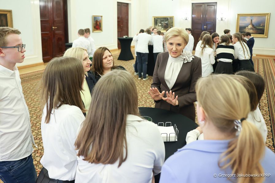 20_Agata_Kornhauser_Duda_uczniowie_szkola_katolicka_20240411_1S5A2595.jpg