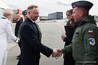 05_Andrzej_Duda_wylot_USA_20240416_MB2_9468.jpg