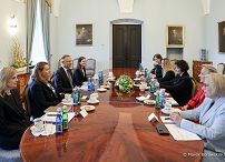 036_04_Andrzej_Duda_ws_ustawy_o_zmianie_ustawy_Prawo_Farmaceutyczne_20240326_MB2_1983.jpg