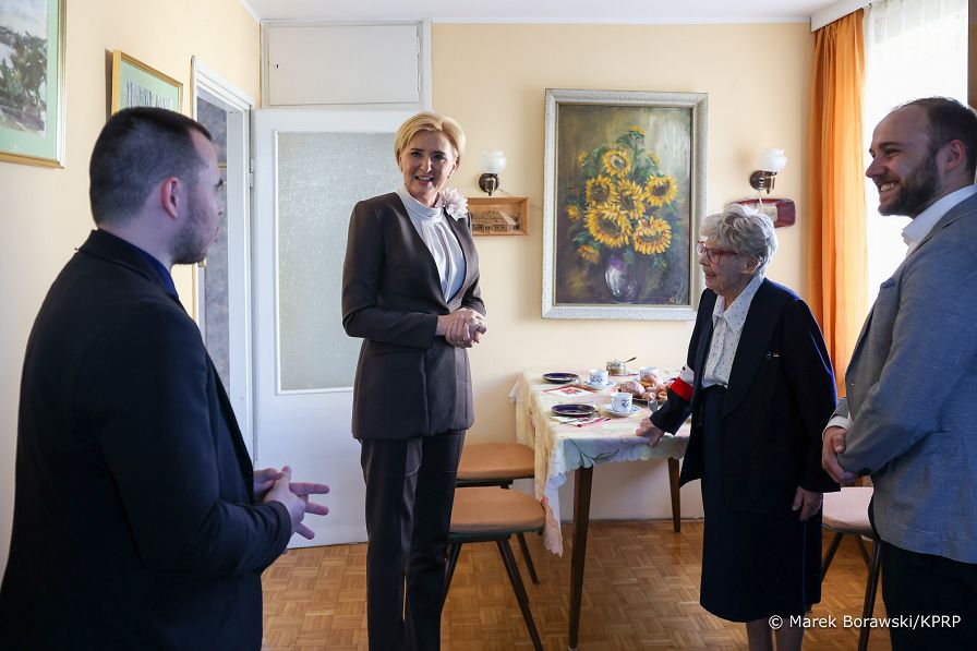 13_Agata_Kornhauser_Duda_Halina_Biezan_Glonek_ps_Lalunia_20240411_MB2_7316.jpg
