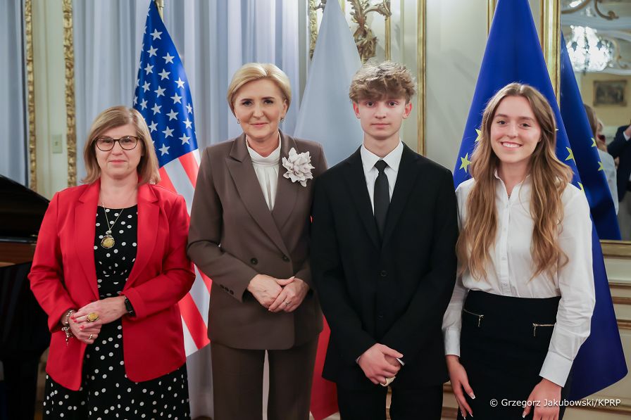 27_Agata_Kornhauser_Duda_maturzysci_szkol_polonijnych_20240418_1S5A6125.jpg