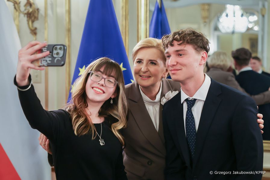 49_Agata_Kornhauser_Duda_maturzysci_szkol_polonijnych_20240418_1S5A6363.jpg