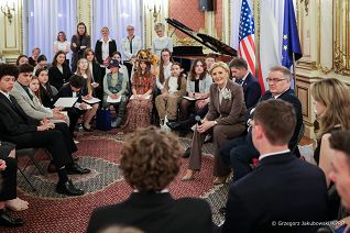 17_Agata_Kornhauser_Duda_maturzysci_szkol_polonijnych_20240418_1S5A6040.jpg