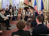 17_Agata_Kornhauser_Duda_maturzysci_szkol_polonijnych_20240418_1S5A6040.jpg