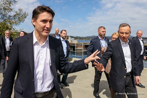12_Andrzej_Duda_Justin_Trudeau_baza_wojskowa_Esquimalt_20240420_MB2_5550.jpg