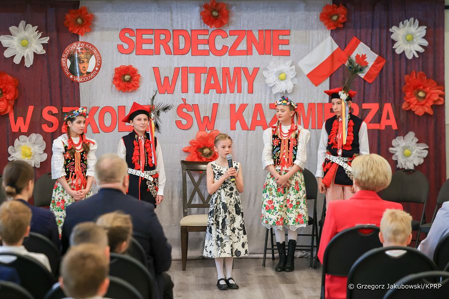 03_Agata_Kornhauser_Duda_szkola_polska_Sw_Kazimierza_20240420_GJA_8414.jpg