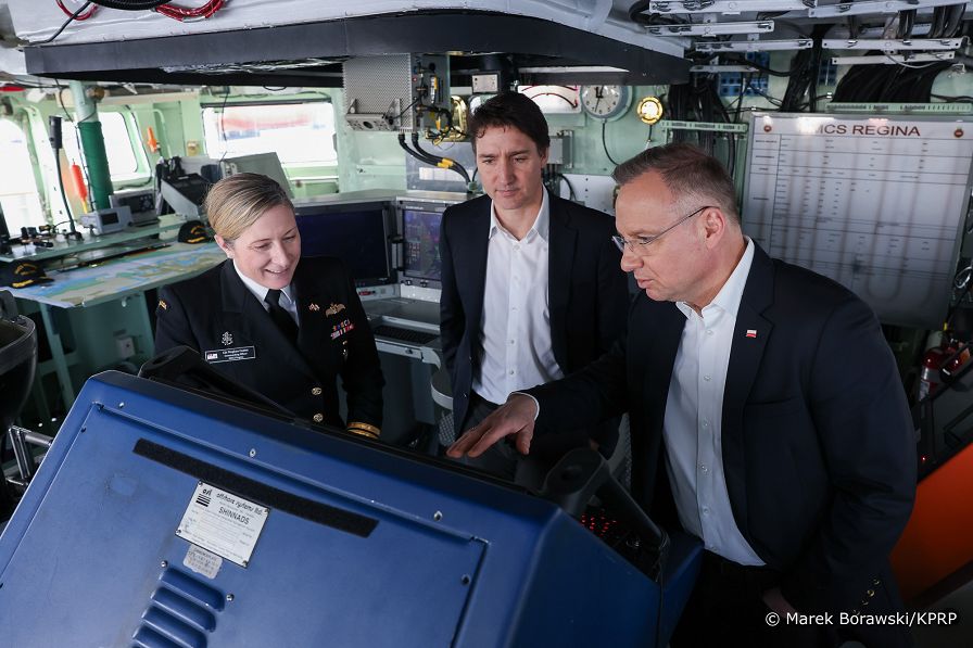 20_Andrzej_Duda_Justin_Trudeau_baza_wojskowa_Esquimalt_20240420_MB2_6197.jpg
