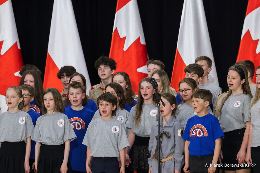 15_Agata_Andrzej_Duda_spotkanie_Polonia_Edmonton-_20240421_MB1_1250.jpg