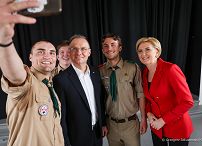 16_Agata_Andrzej_Duda_harcowki_grupy_ISKRA-_20240421_1S5A0386.jpg