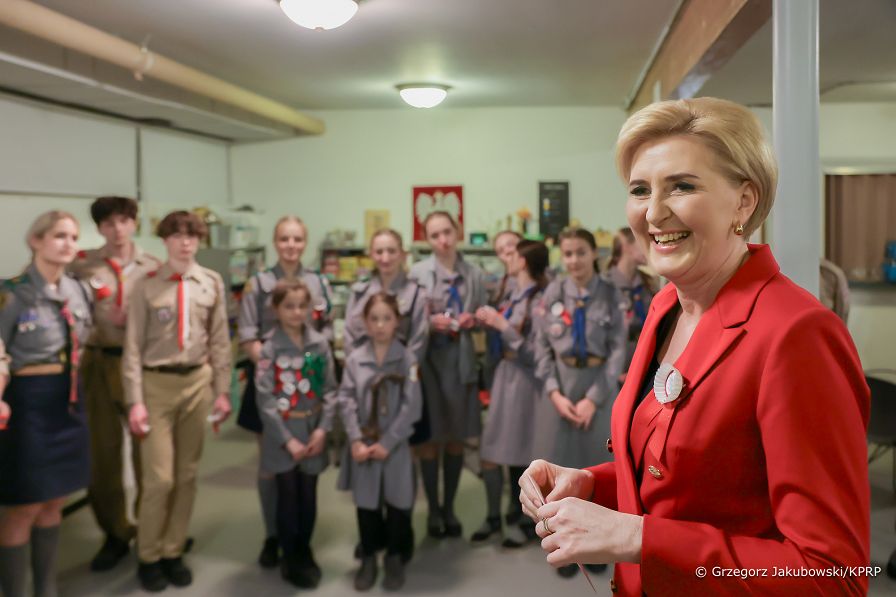 22_Agata_Andrzej_Duda_harcowki_grupy_ISKRA-_20240421_1S5A0563.jpg