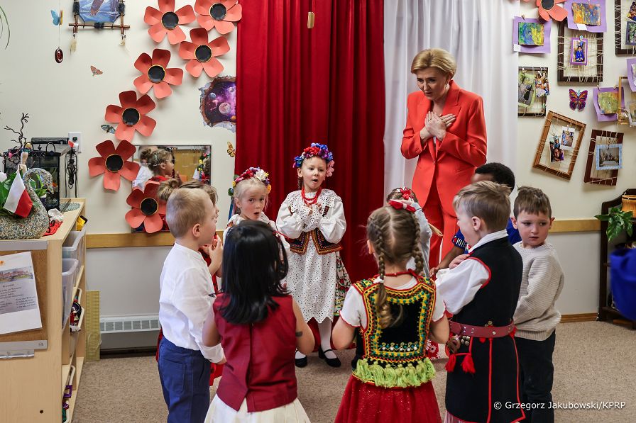 022_Agata_Korhauser_Duda_przedszkole_Siostr_Sluzebniczek_NMP_Edmonton_20240422_1S5A0003.jpg