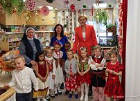 029_Agata_Korhauser_Duda_przedszkole_Siostr_Sluzebniczek_NMP_Edmonton_20240422_1S5A0057.jpg