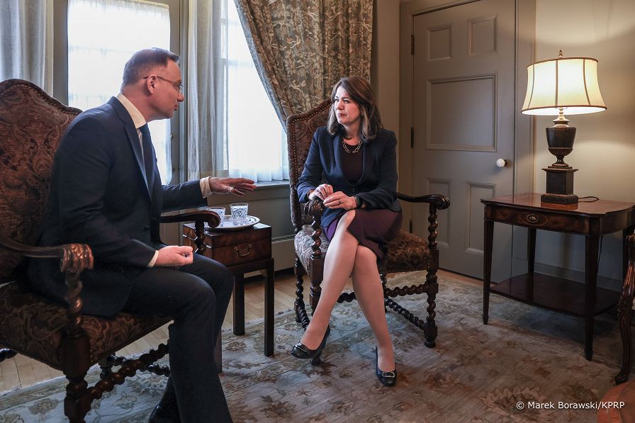 002_PAD_spotkanie_z_Premier_ Prowincji_Alberta_Danielle_Smith_20240422_MB2_9383.jpg